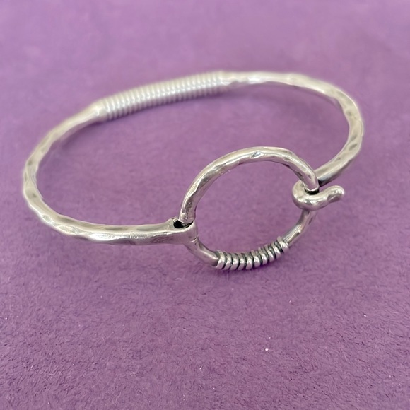Grace & Heart .925 Sterling Silver Bracelet - Picture 1 of 4